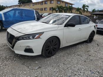  Salvage Niss Altima