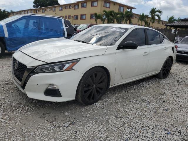  Salvage Niss Altima