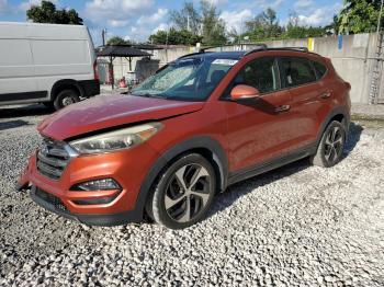  Salvage Hyundai TUCSON
