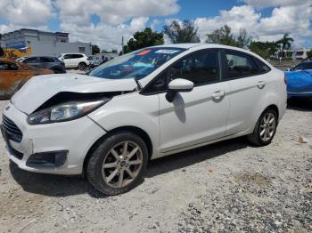  Salvage Ford Fiesta