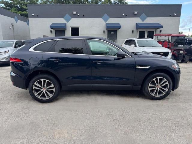 Jaguar F-PACE Premium Image 7