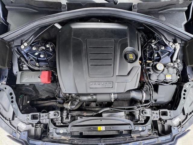 Jaguar F-PACE Premium Image 6