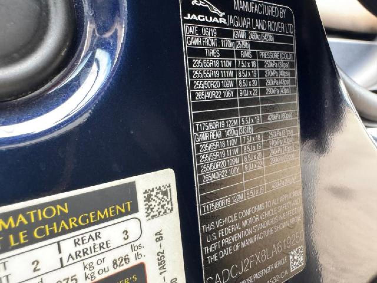 Jaguar F-PACE Premium Image 3