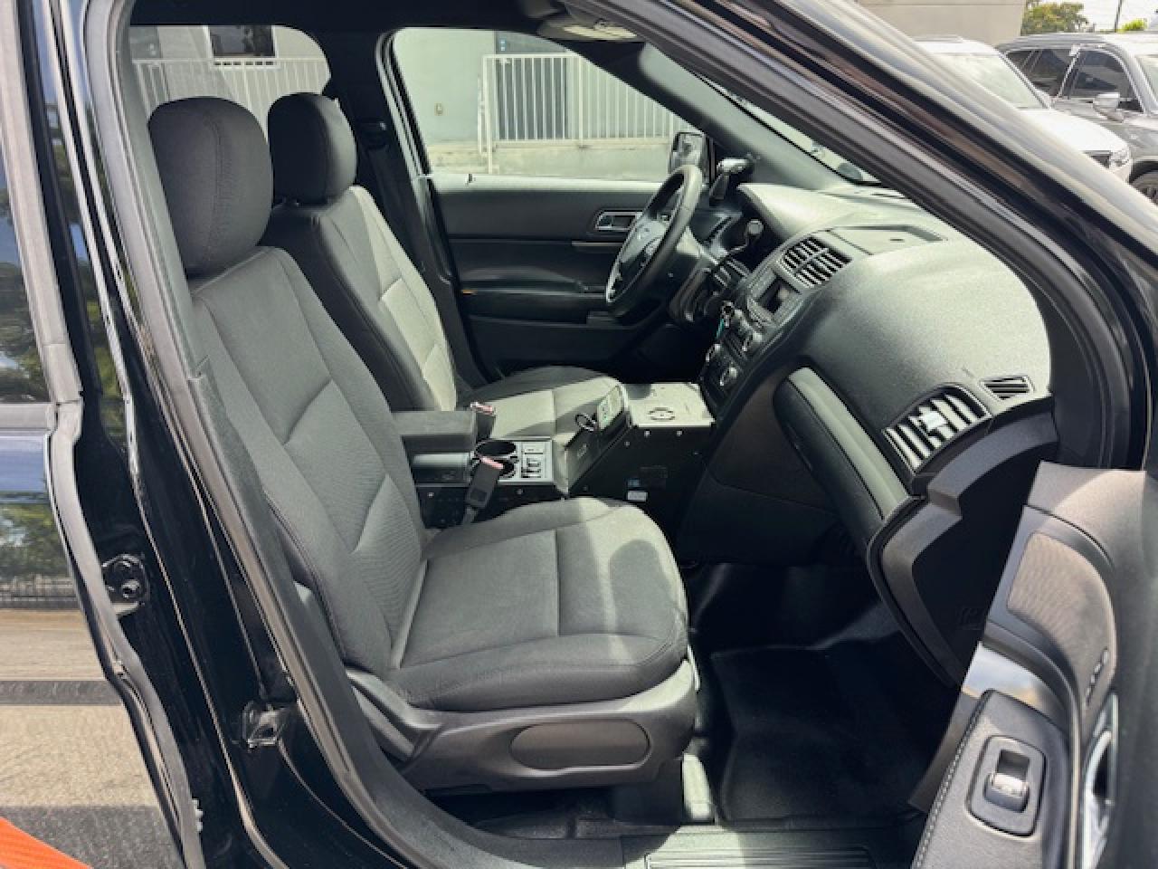 Ford Explorer Police Interceptor Image 6