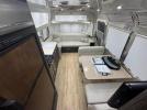 Airstream Interl28rb Image 13