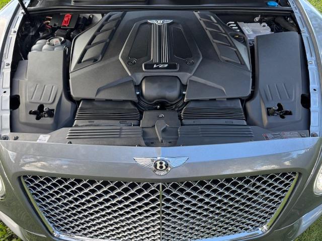 Bentley Bentayga Image 11