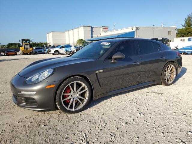  Salvage Porsche Panamera