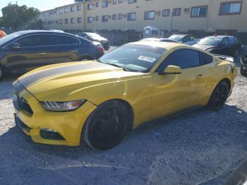  Salvage Ford Mustang
