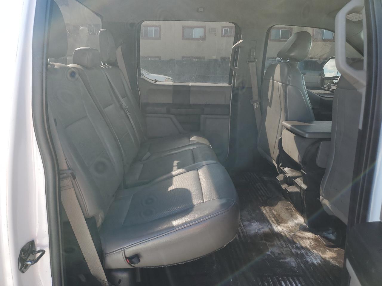 Ford F-250 Super Duty Image 5