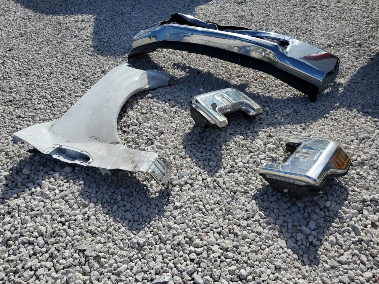 Ford F-250 Super Duty Image 8