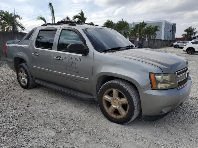 Chevrolet Avalanche C1500 Image 7