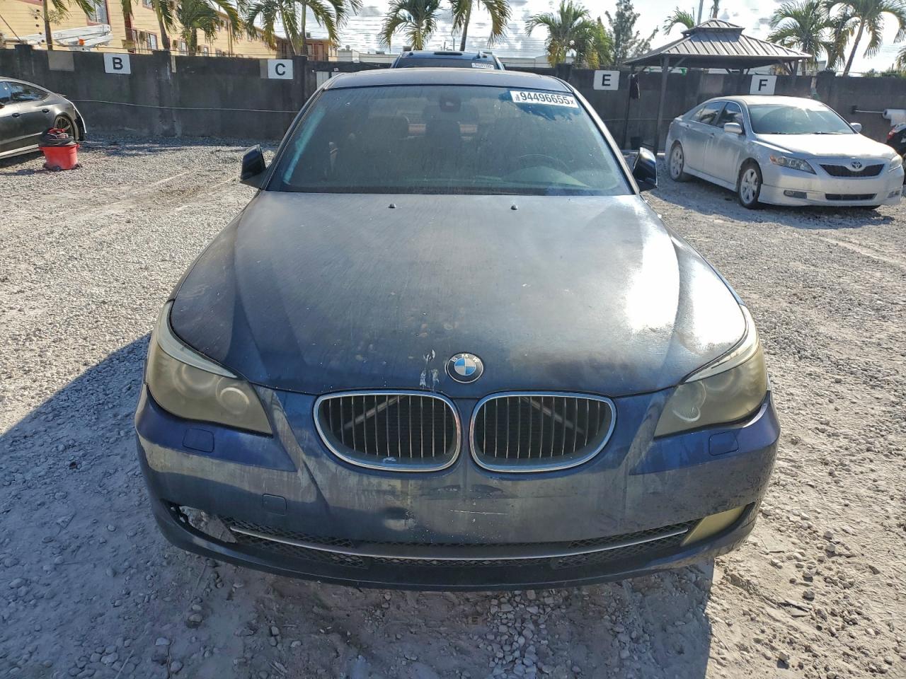 BMW 5 Series I Image 6
