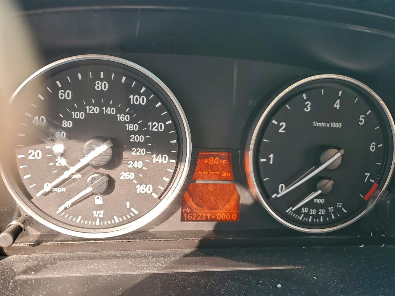 BMW 5 Series I Image 4