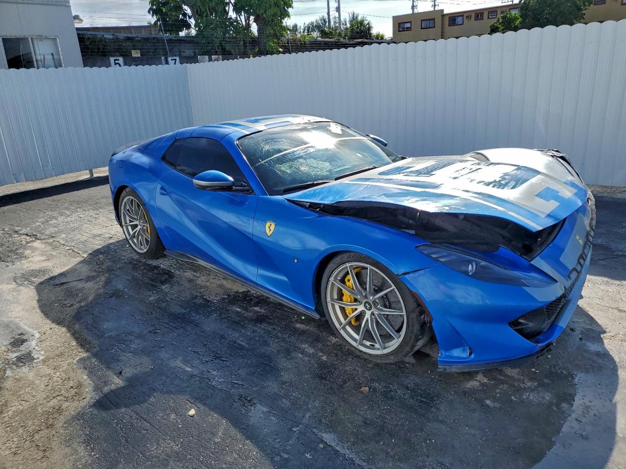 Ferrari 812 Image 10