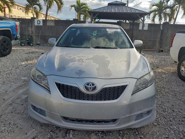 Toyota Camry Ce Image 8