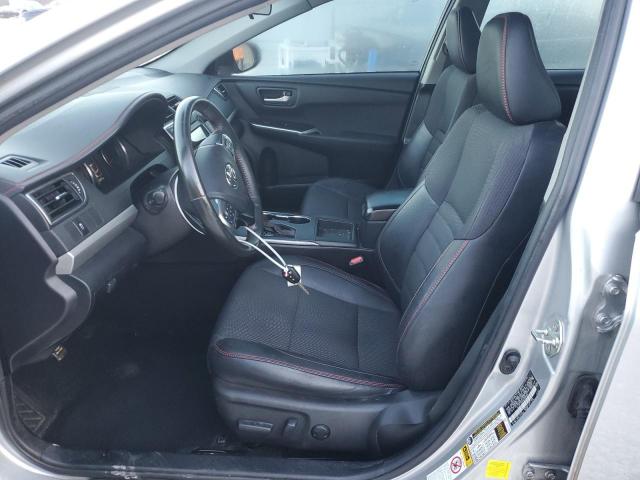 Toyota Camry Le Image 8