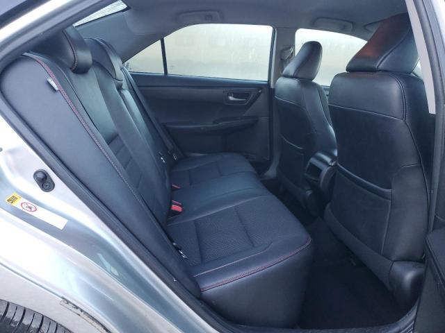 Toyota Camry Le Image 10