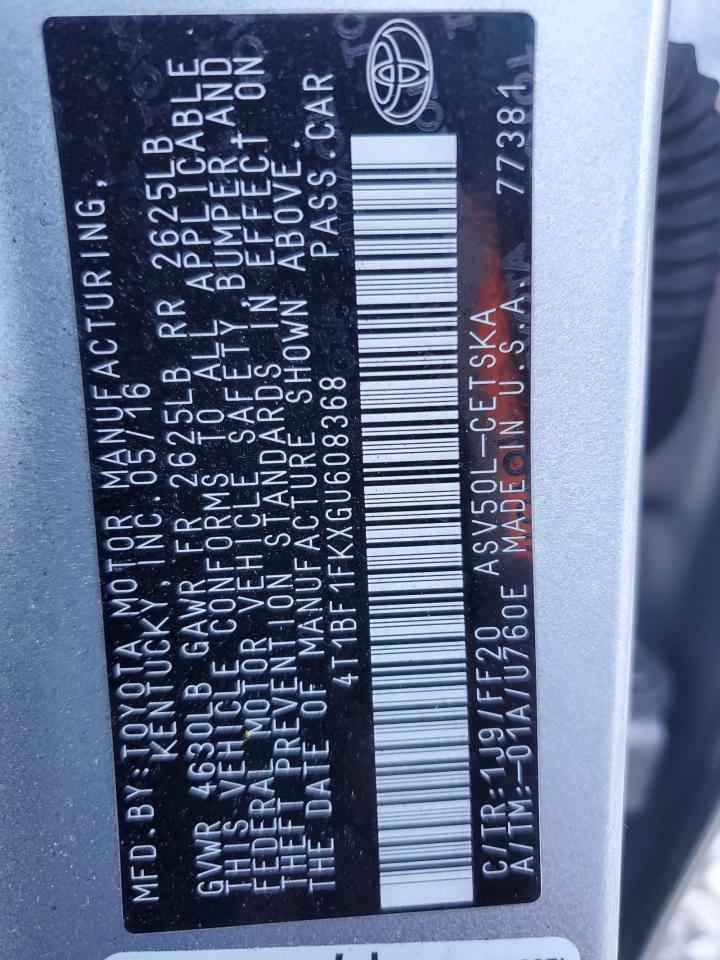 Toyota Camry Le Image 4