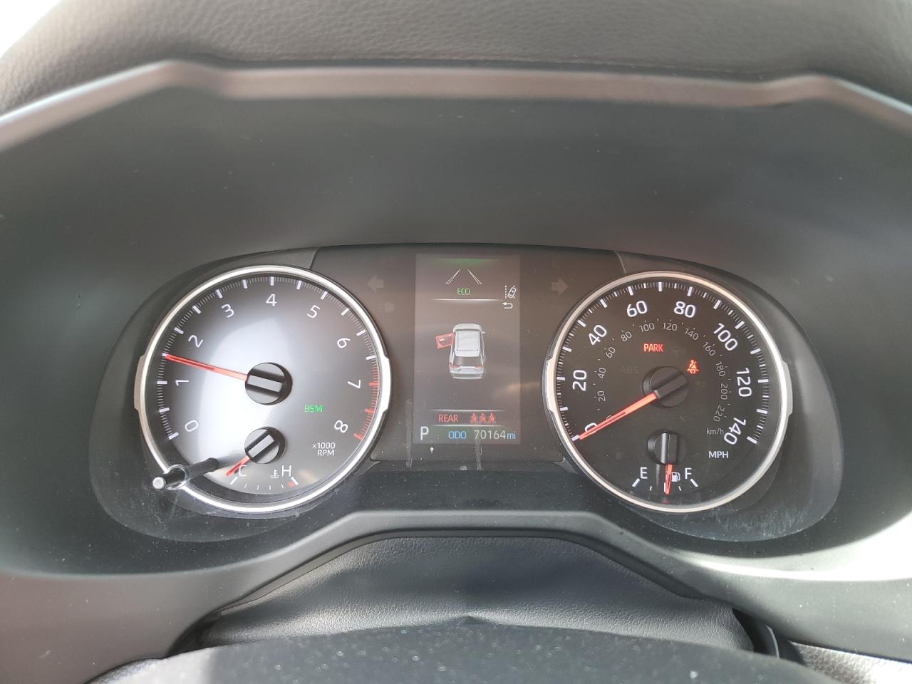 Toyota RAV4 Xle Image 8