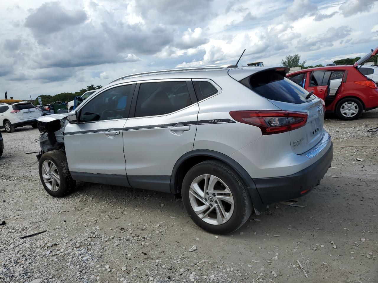 Nissan Rogue Sv Image 4