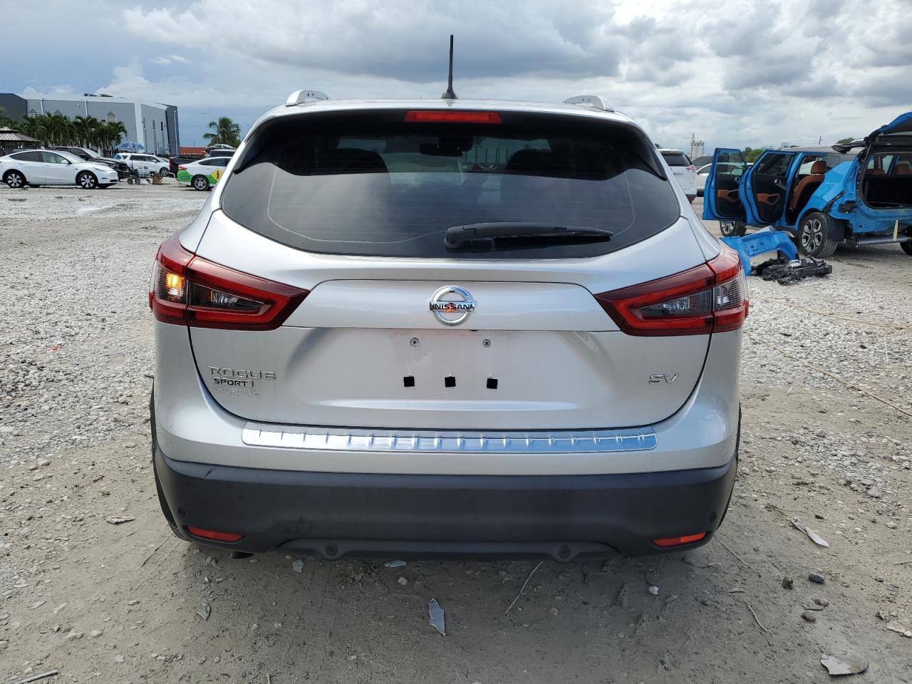 Nissan Rogue Sv Image 3