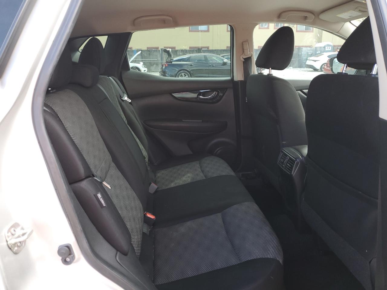 Nissan Rogue Sv Image 10