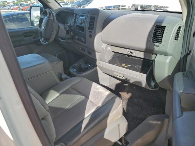 Nissan Nv 1500 S Image 4