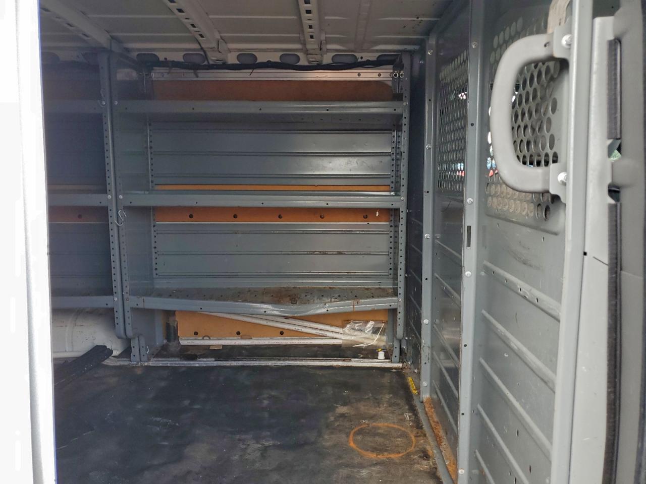 Nissan Nv 1500 S Image 13