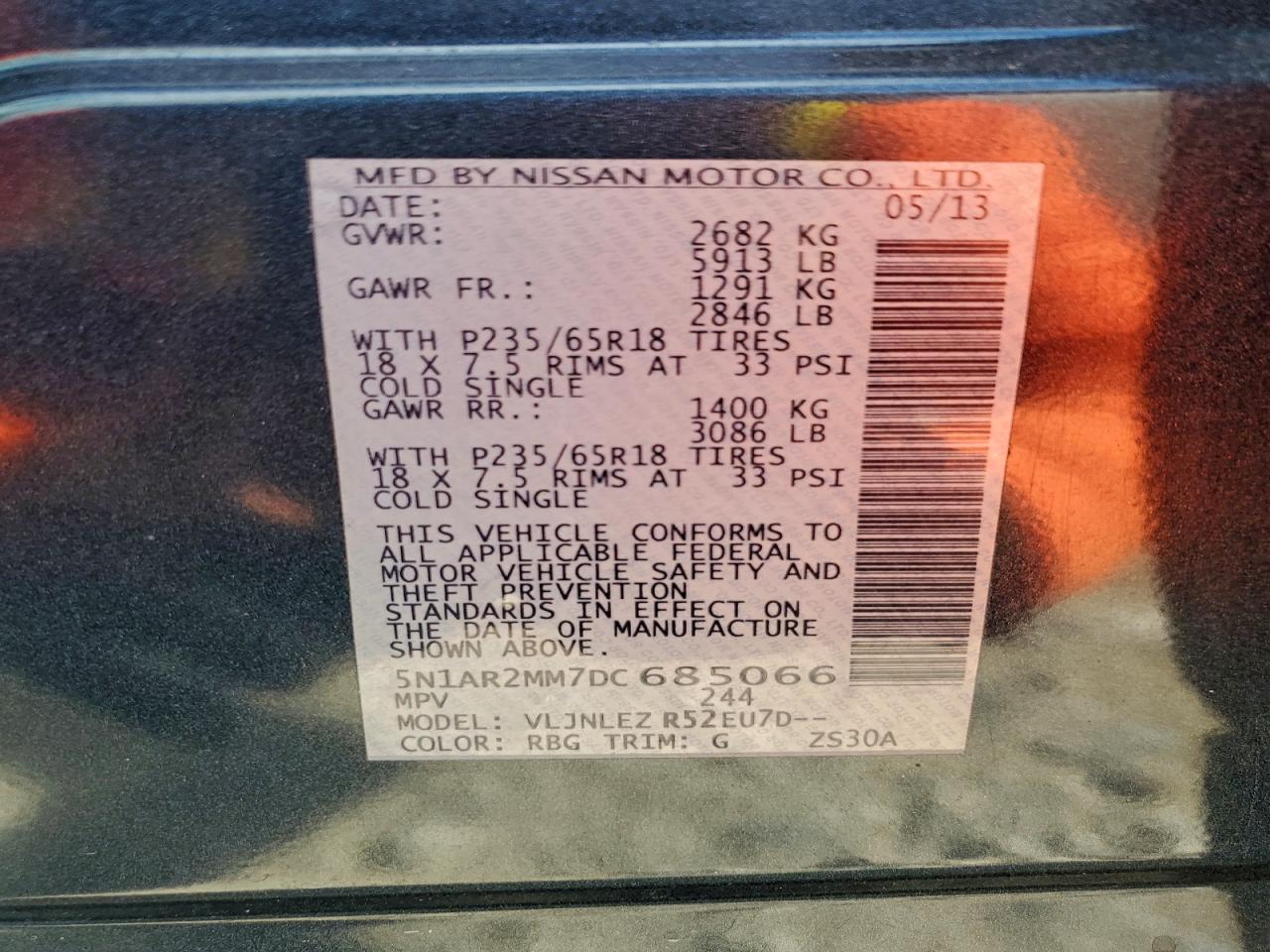 Nissan Pathfinder S Image 2