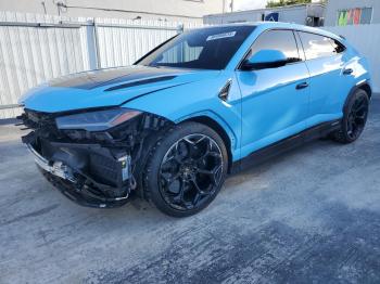  Salvage Lamborghini Urus Perfo