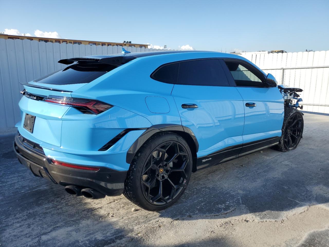 Lamborghini Urus Perfo Performante Image 9
