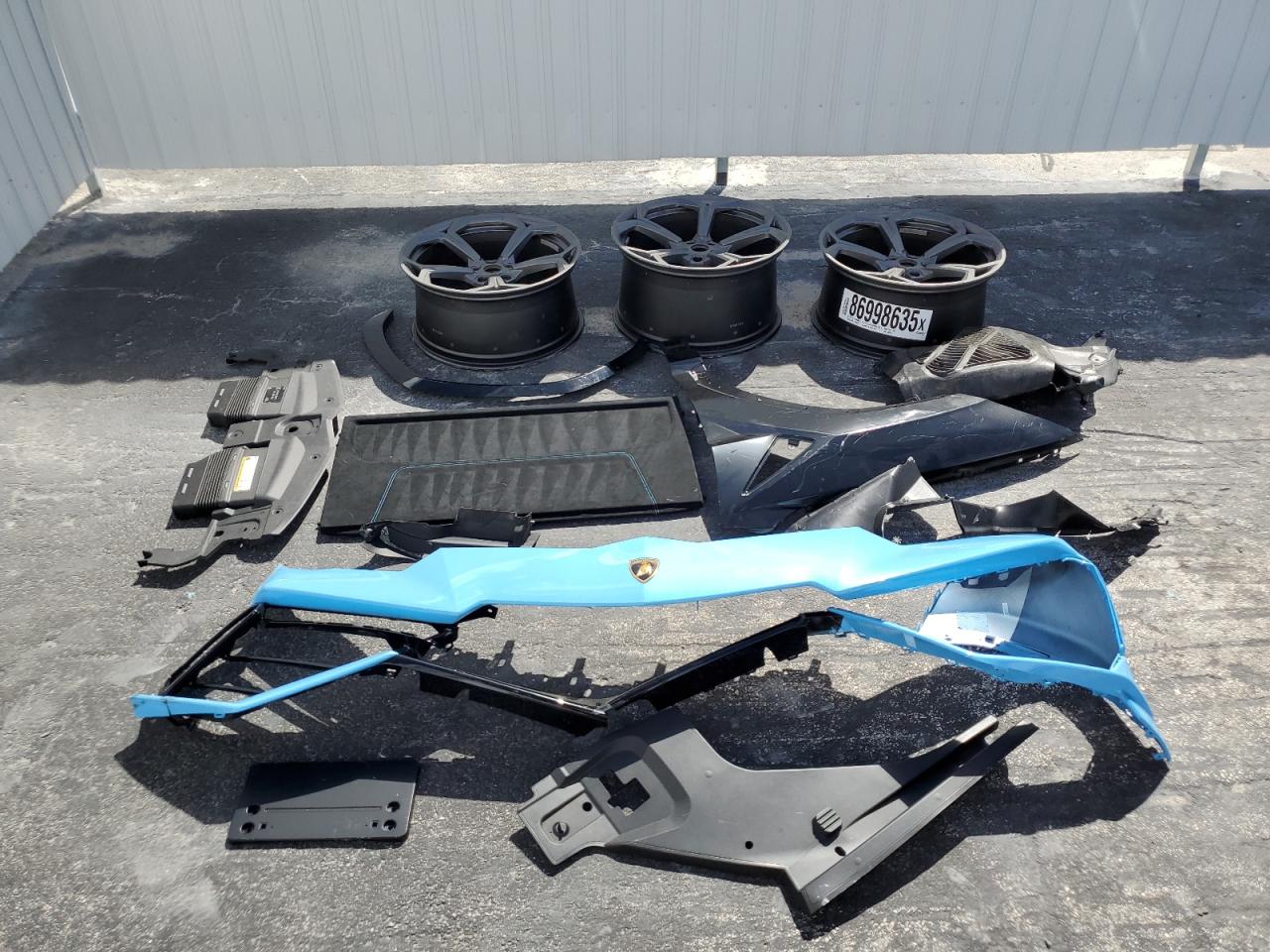 Lamborghini Urus Perfo Performante Image 8