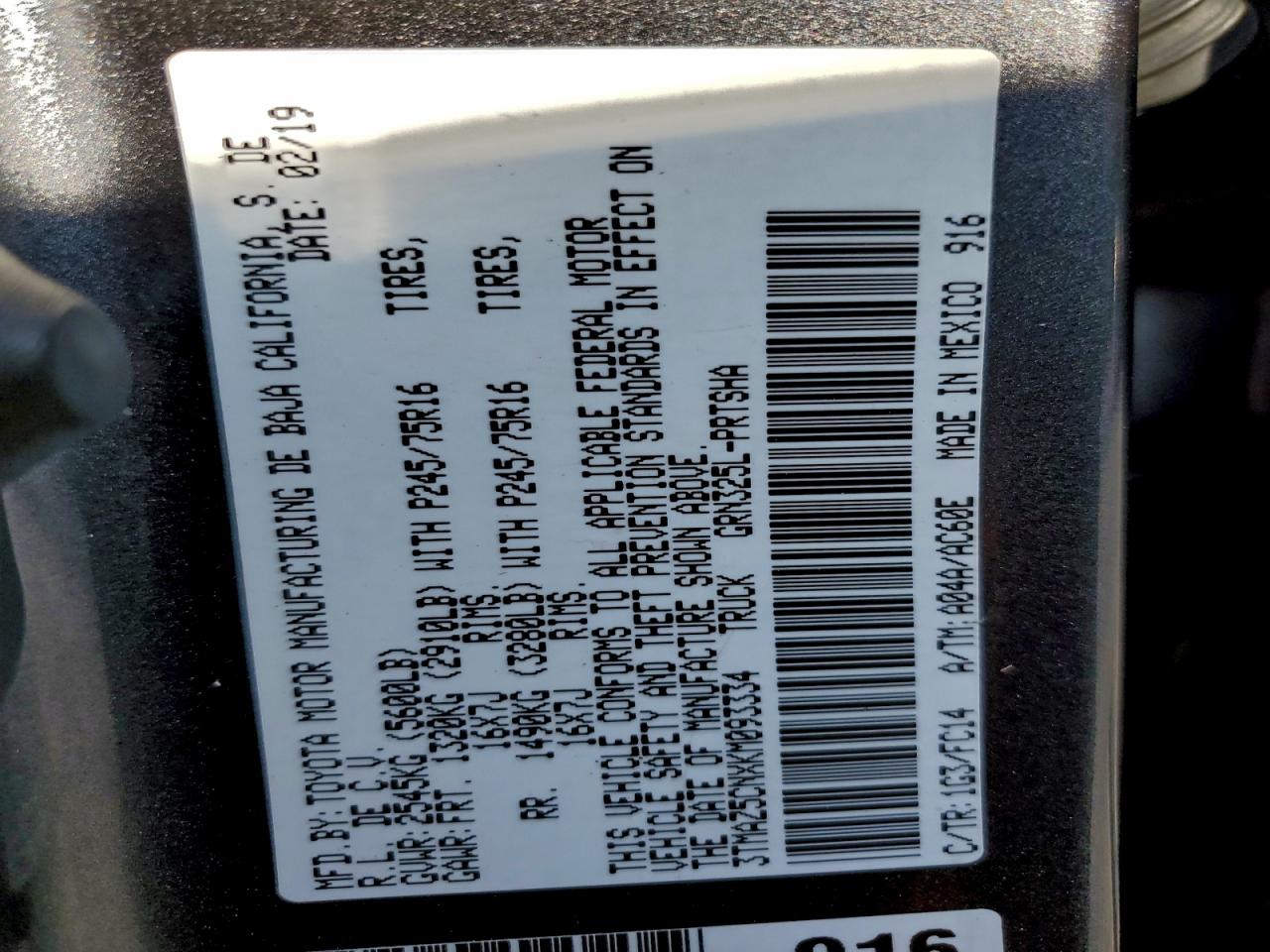 Toyota Tacoma Double Cab Image 10