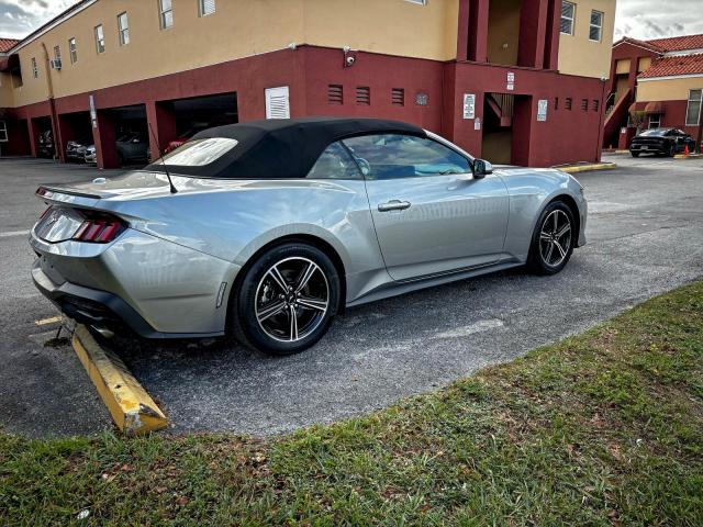 Ford Mustang Image 7