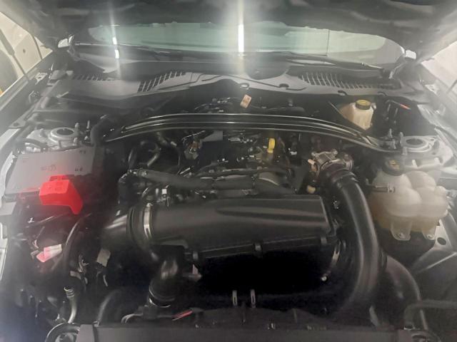 Ford Mustang Image 5