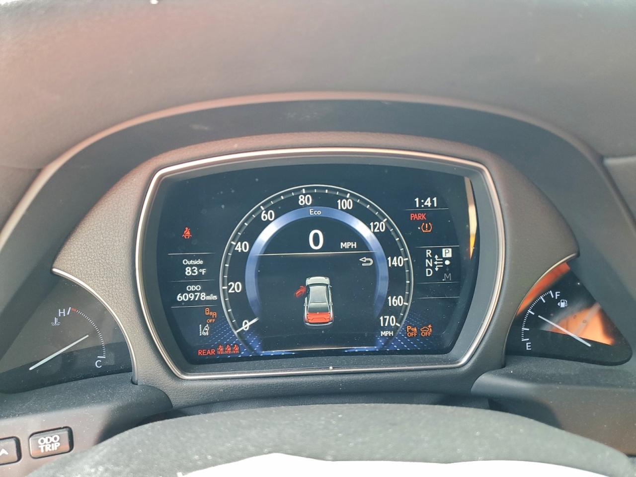 Lexus LS 500 Base Image 10