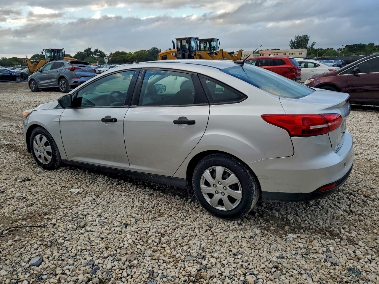 Ford Focus S Image 4