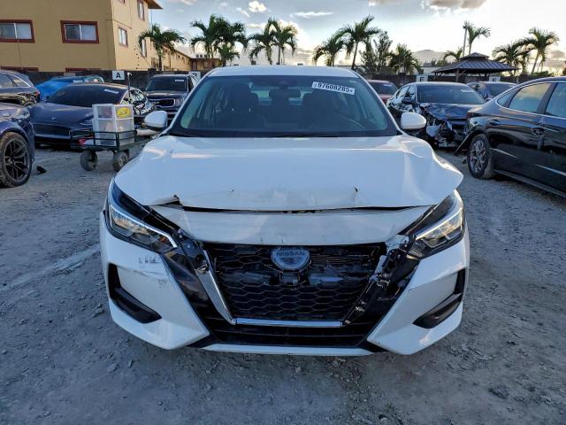 Nissan Sentra S Image 7