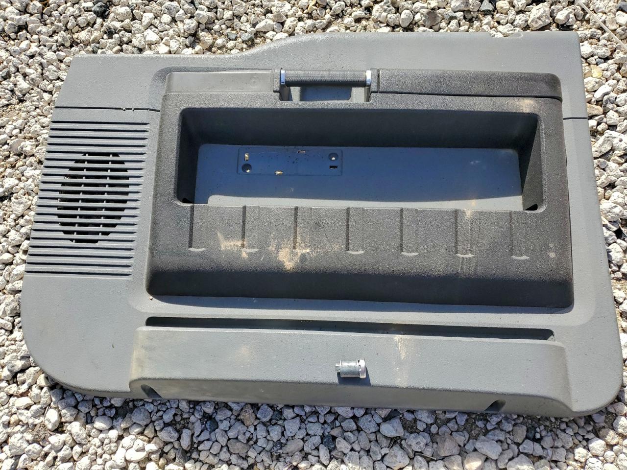 Ford F-350 Super Duty Image 12