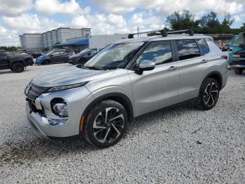  Salvage Mitsubishi Outlander