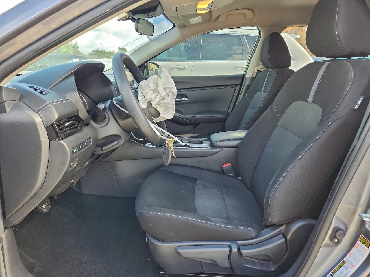 Nissan Sentra Sv Image 6