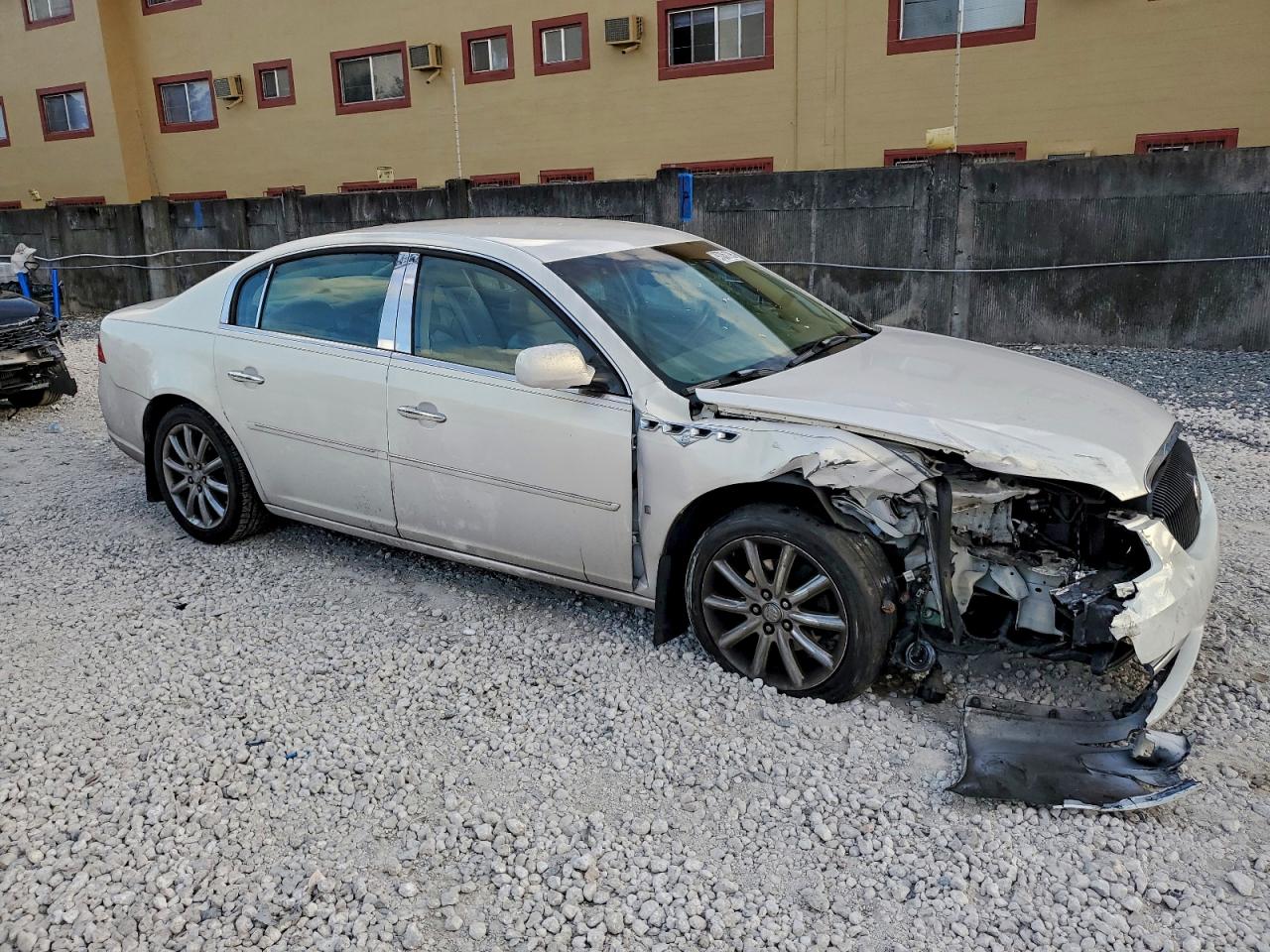 Buick Lucerne Cxs Image 12