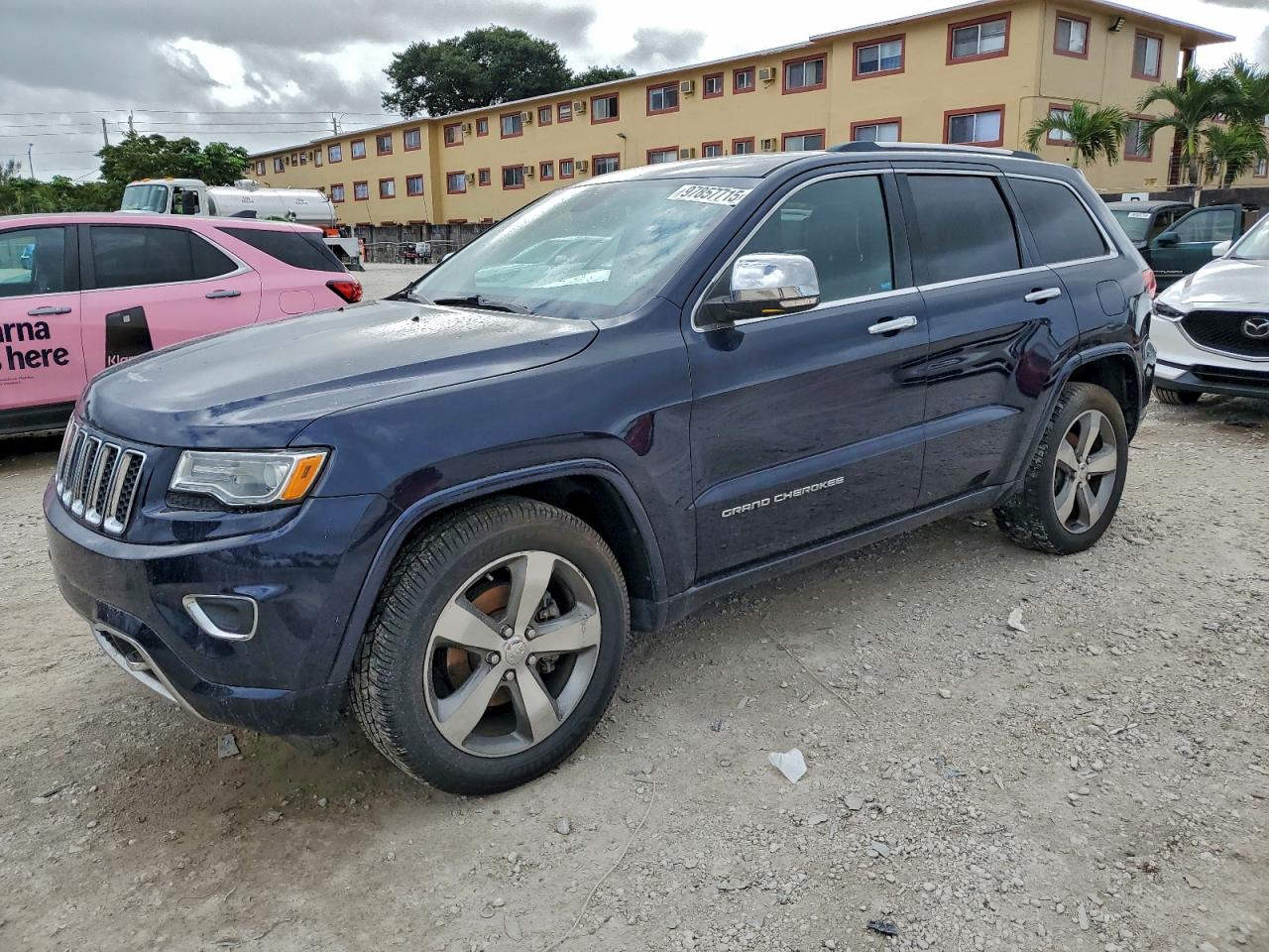 Jeep Grand Cherokee Overland Image 1
