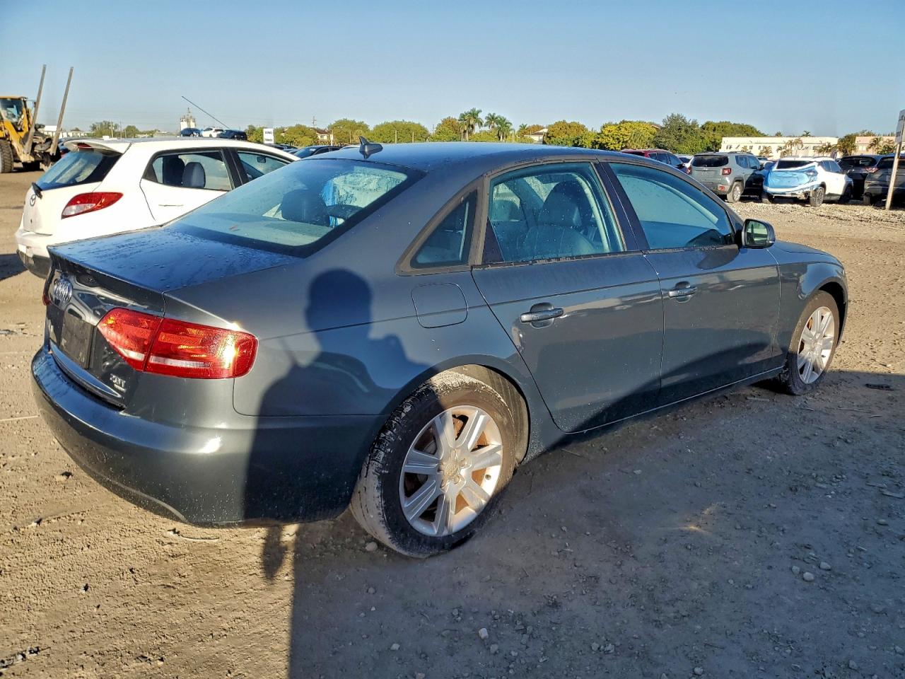 Audi A4 Premium Image 9