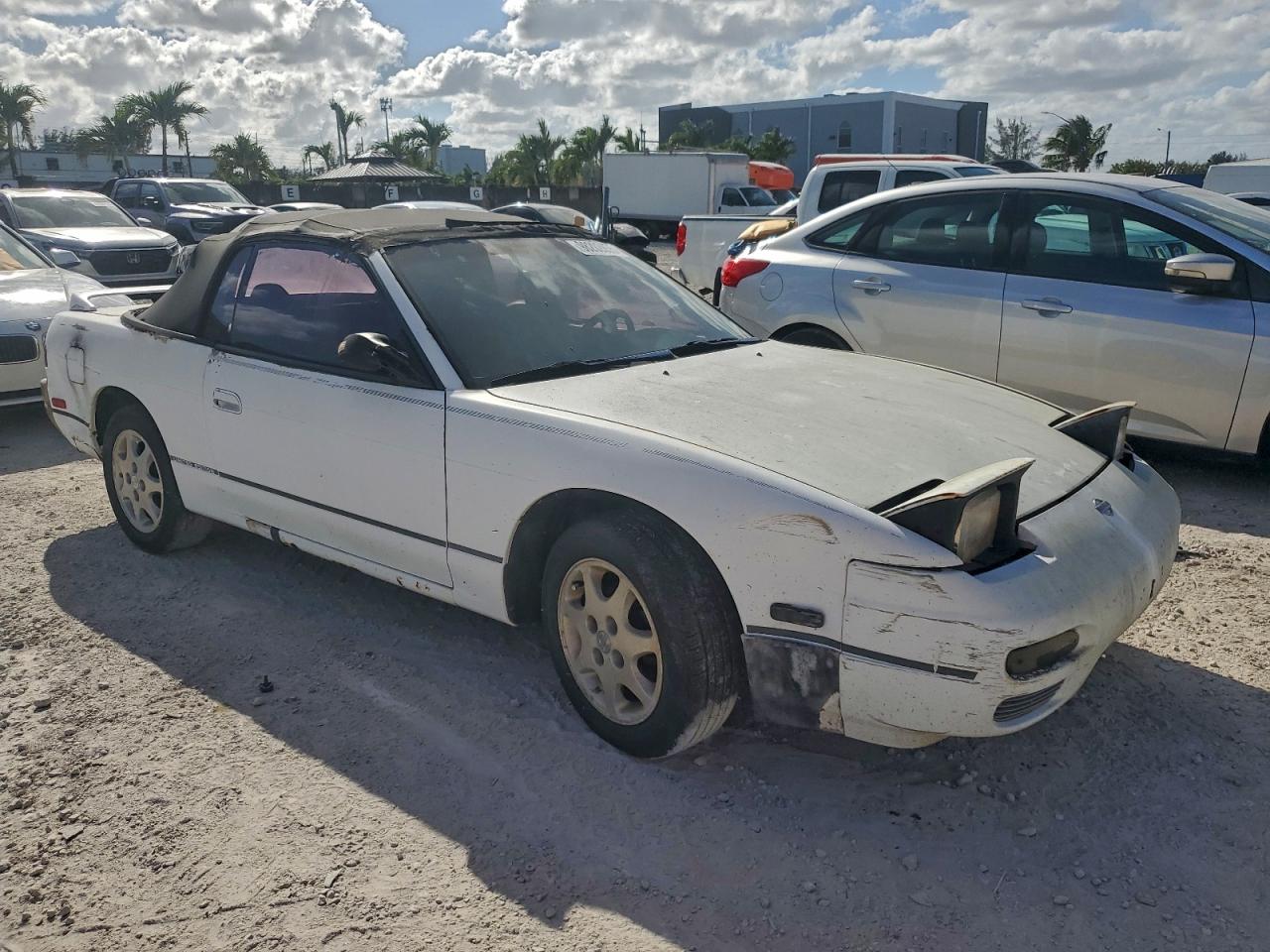 Nissan 240SX Se Image 6