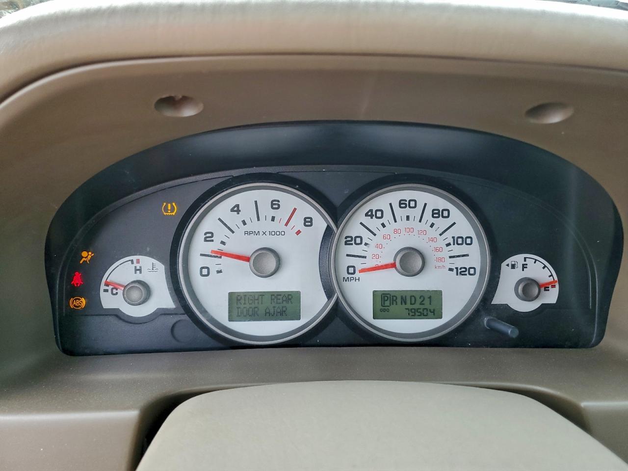 Ford Escape Limited Image 3