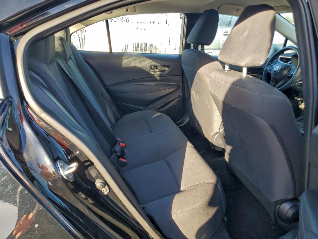 Toyota Corolla Le Image 11