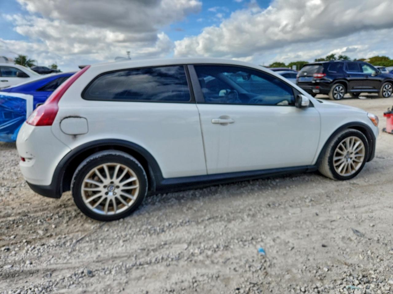 Volvo C30 T5 Image 9