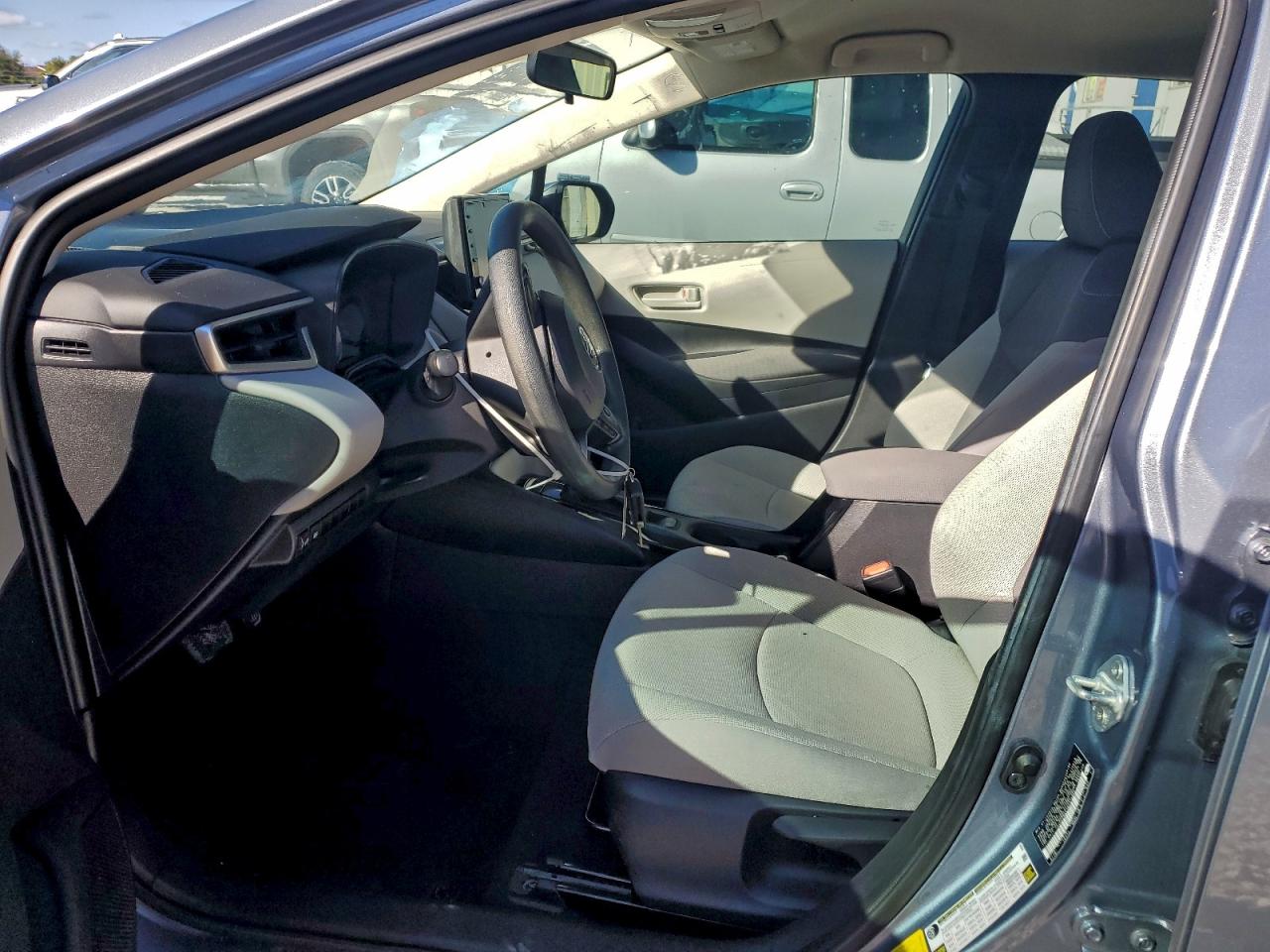 Toyota Corolla Le Image 7