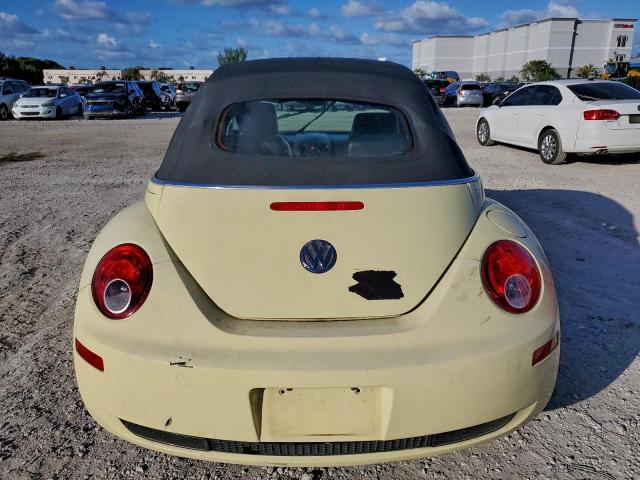 Volkswagen Beetle Convertible Option Package 1 Image 12